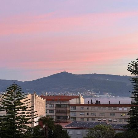 Moderno Apartamento Con Vistas A La Ria De Vigo Bagian luar foto
