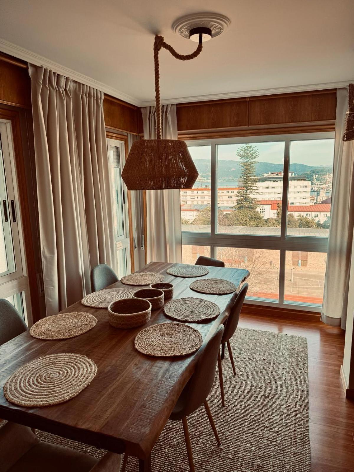 Moderno Apartamento Con Vistas A La Ria De Vigo Bagian luar foto